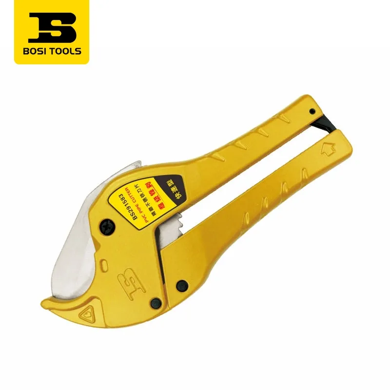 Goldfarbener PVC-Rohrschneider